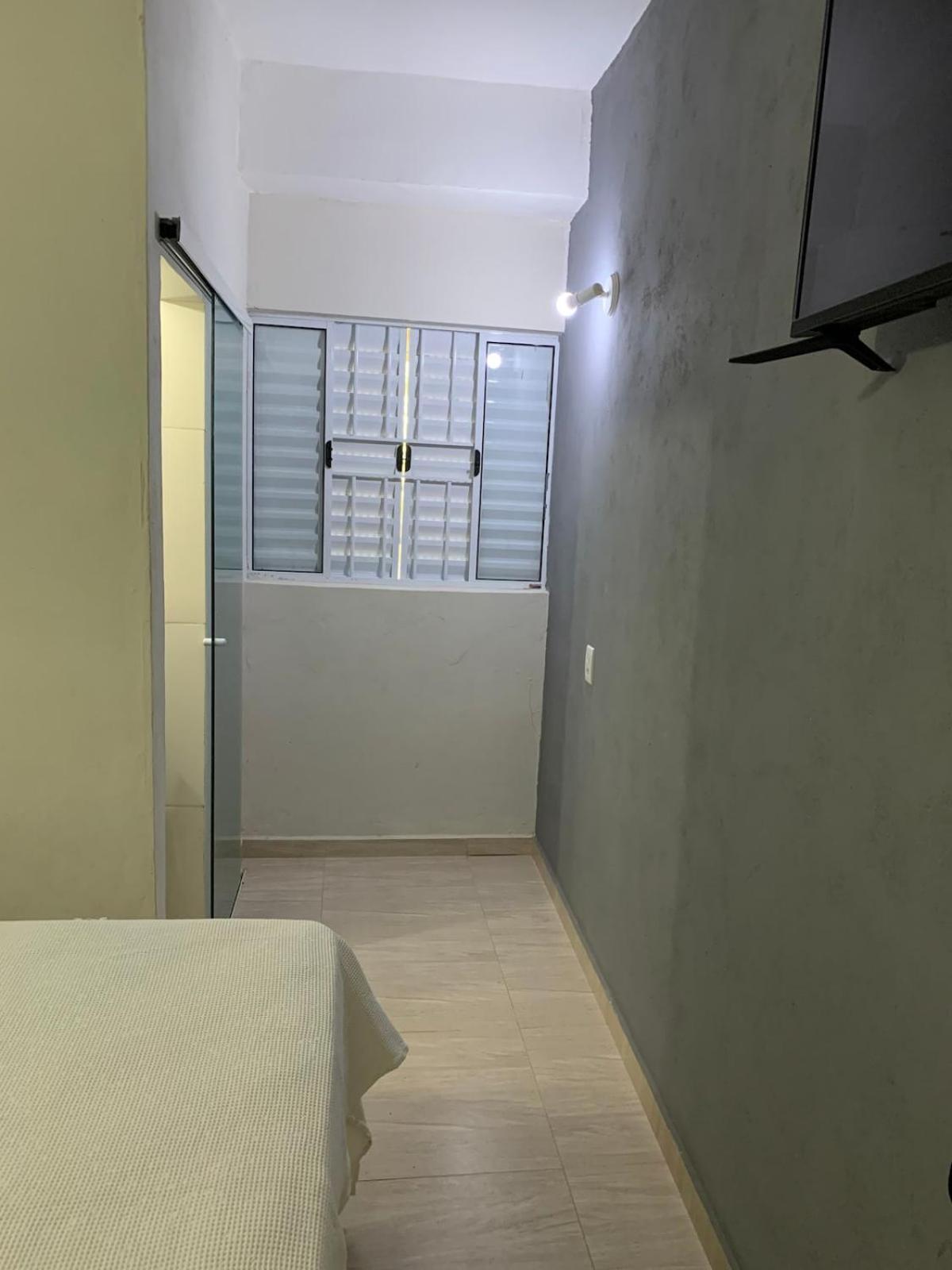 Casa No Pereque A 300 Metros Da - Espaco Inteiro 公寓 Ilhabela